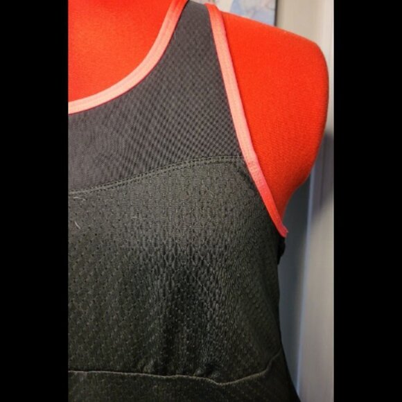 2 for $20 Tail Activewear Golf/Tennis Tank Top - Picture 4 of 7